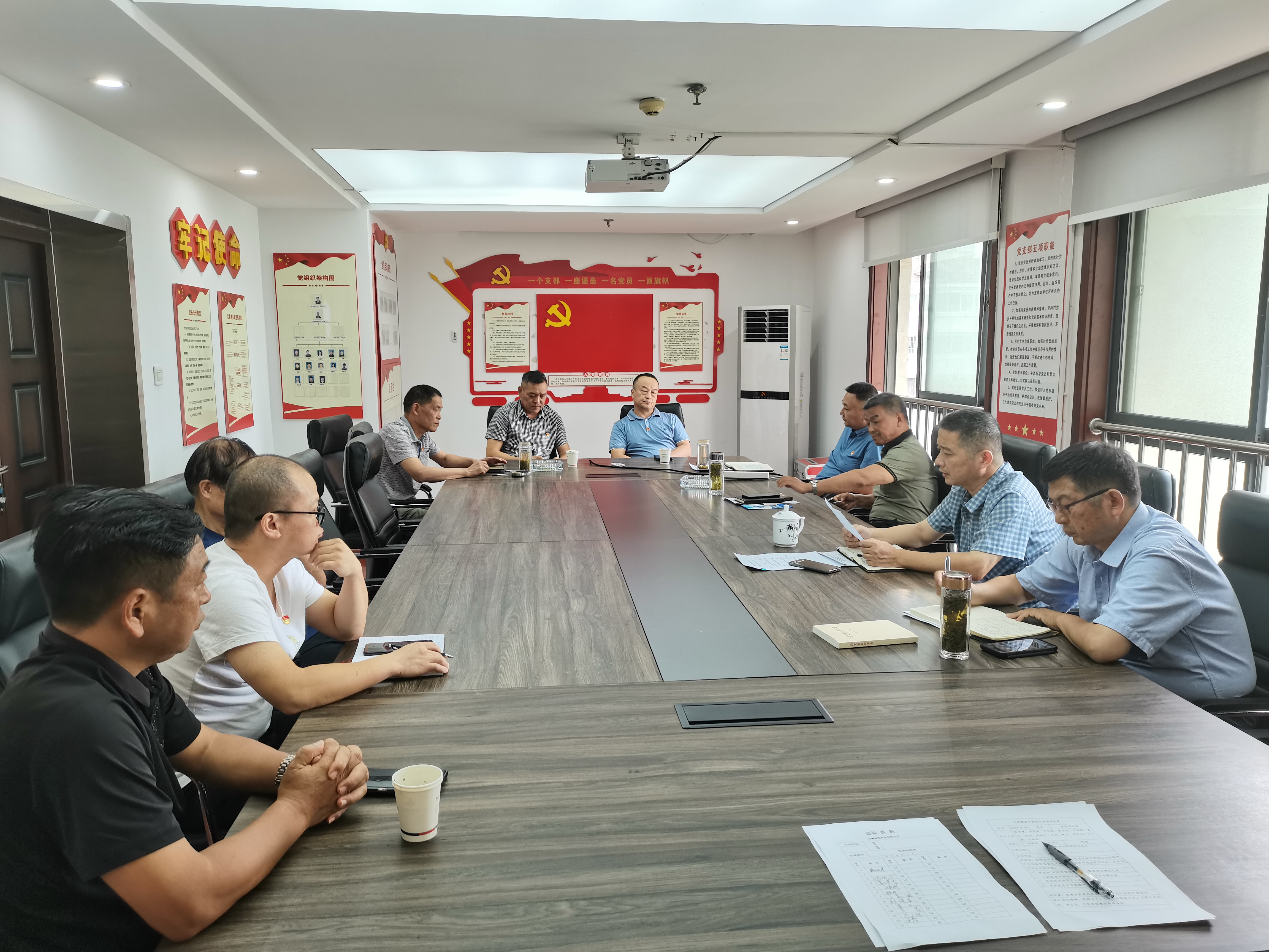 振皖勞務主題教育專題組織生活會.jpg 振皖勞務主題教育專題組織生活會.jpg